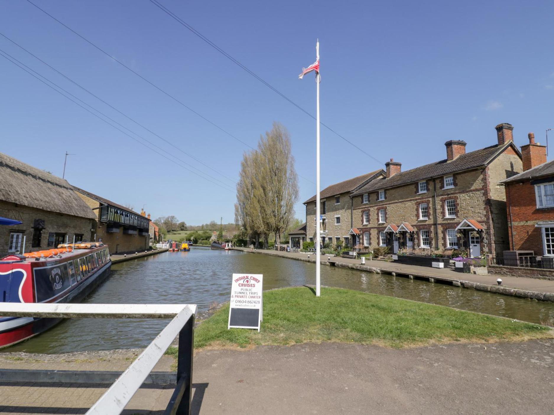 4 Canalside Cottages Towcester Exterior photo
